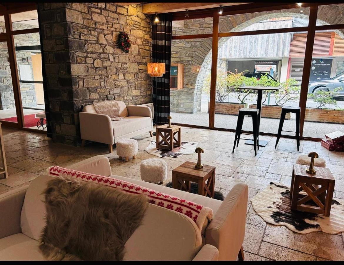 Appartements Avec Piscine Interieure Sauna Parking Etage 1 Au Centre Du Village Dans Residence Cami Real Saint-Lary-Soulan Exteriér fotografie