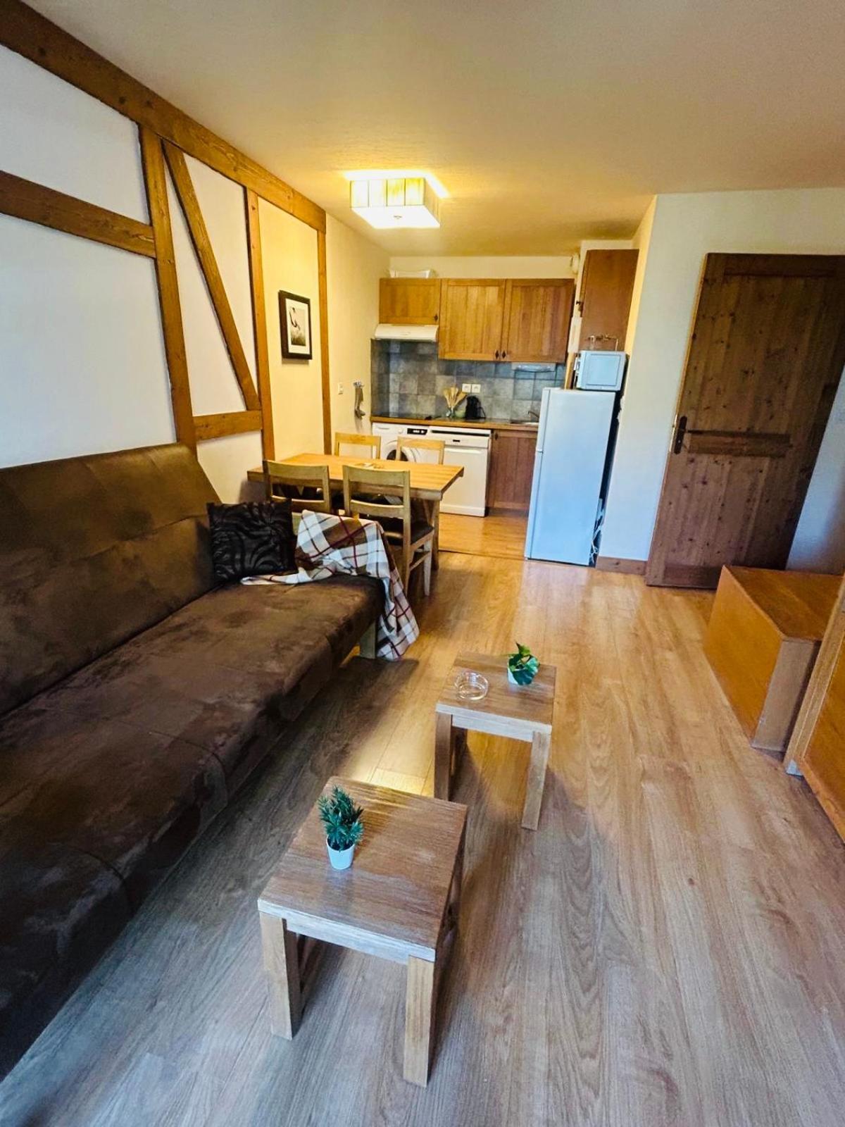 Appartements Avec Piscine Interieure Sauna Parking Etage 1 Au Centre Du Village Dans Residence Cami Real Saint-Lary-Soulan Exteriér fotografie